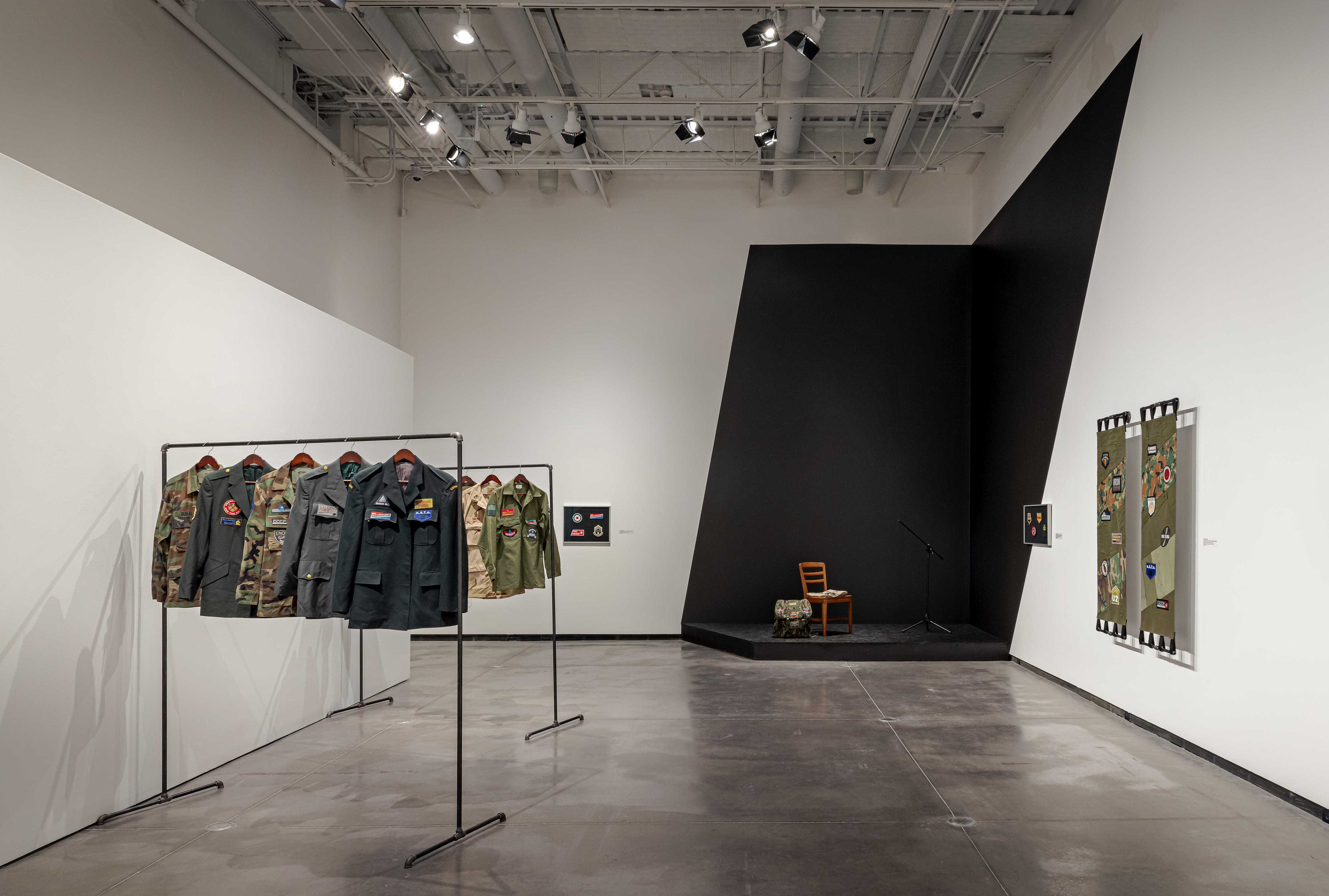 Military Clothes display and performance stand